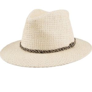 Levi Panama w/ Twisted band